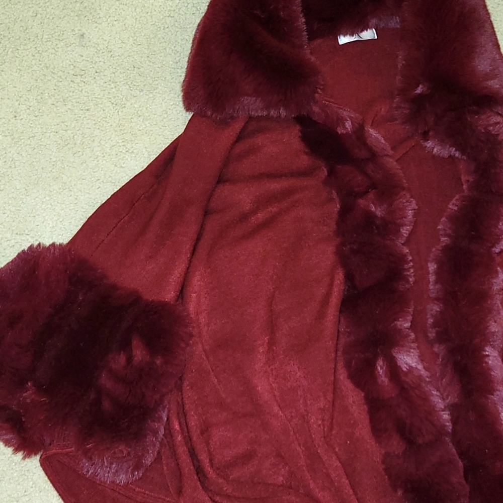 FUR WRAP - Picture 4 of 4